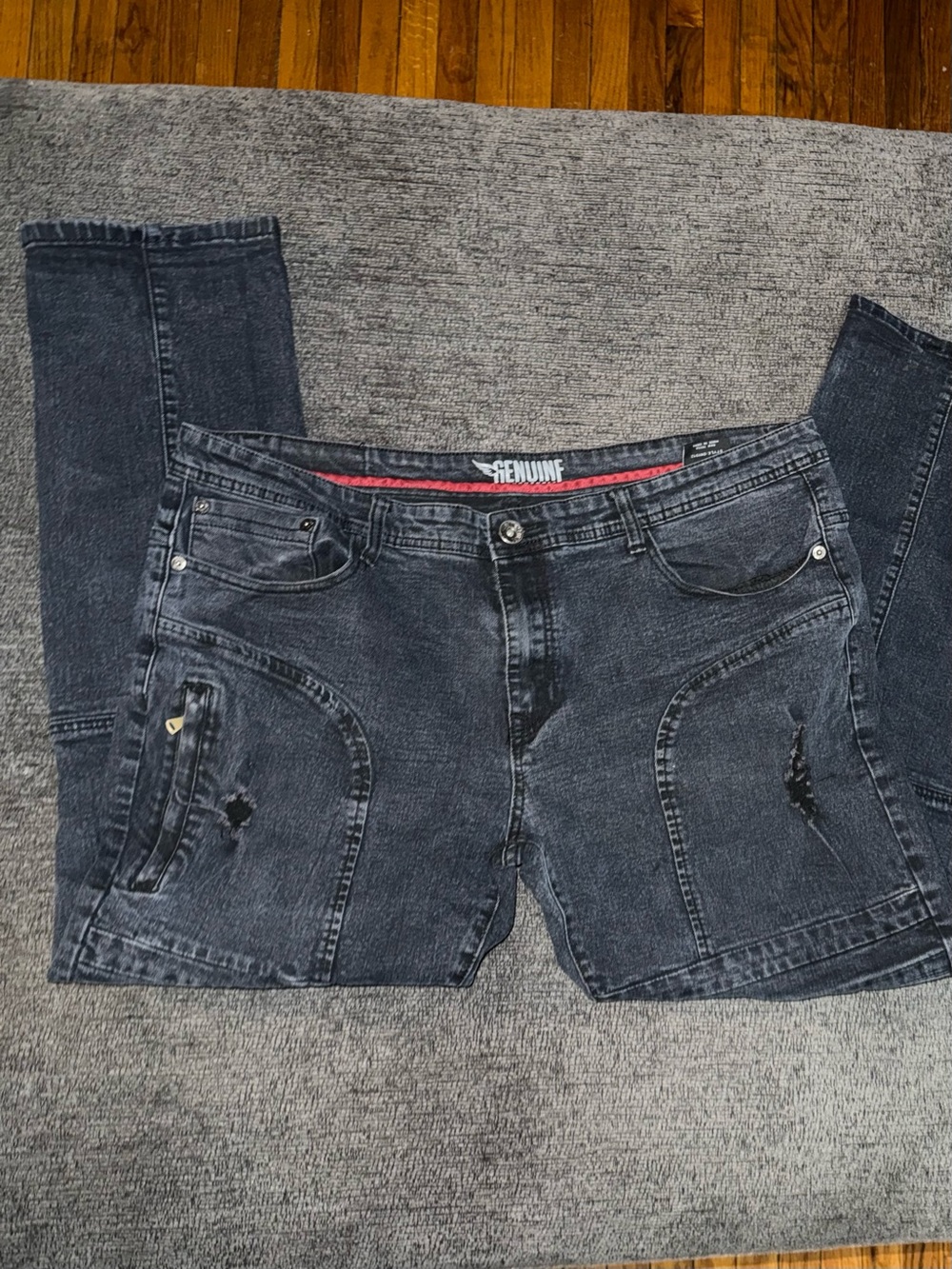Men’s Moto Biker Distressed Black Jeans 42x32 Utility Cargo Jeans - Picture 8 of 14